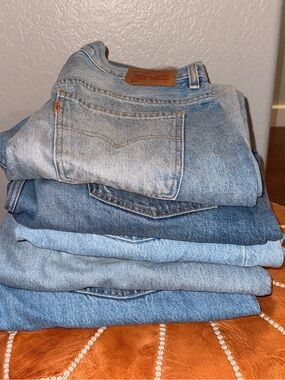 Bundle of 5 Levi Jeans Lot, 501 original, 501 skinny, 517, sizes 30-32